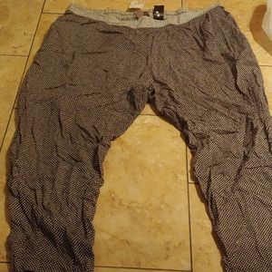 👖H&M pants with pockets size 22